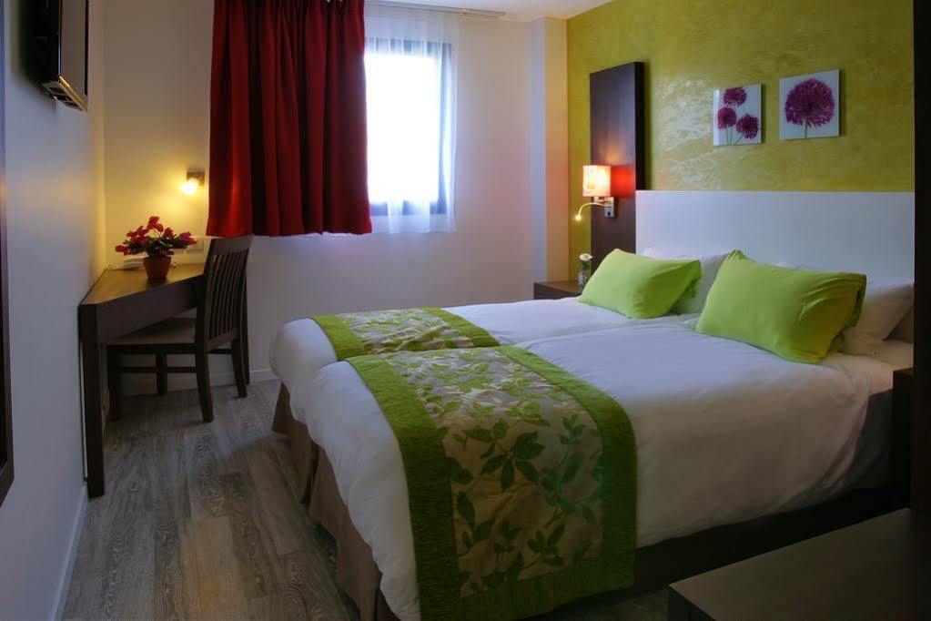 Hotel Paris Pacific Paris-Villejuif- Pres Du Metro L'Hay Les Roses Ligne 14 - Direct Paris-Aeroport Orly Et Institut Gustave Roussi 客房 照片
